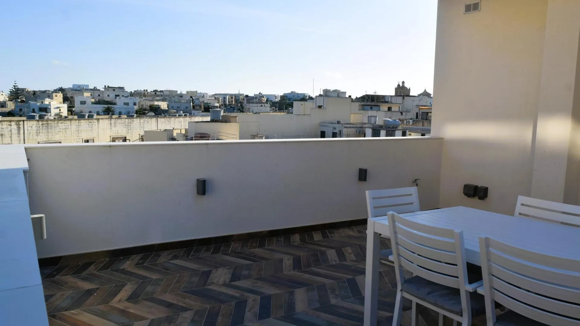 Two Bedroom Loft Apartment With Outdoor Area, Served With Lift Rabat 0*,  Malta